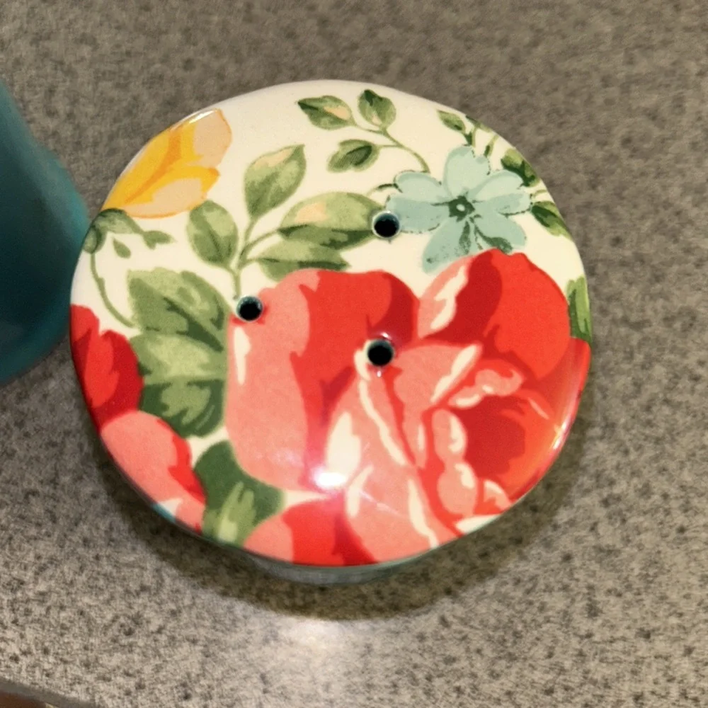 Pioneer Woman Salt and Pepper shakers with floral print top